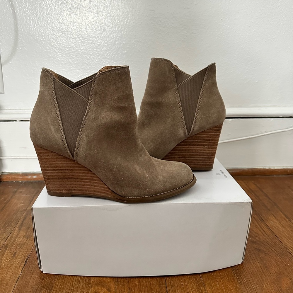 Lucky Brand Bootie Size 7 1/2